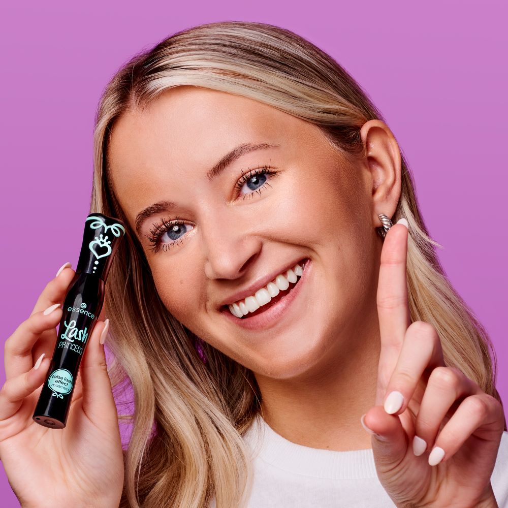 Essence Lash Princess False Lash Effect Mascara Green - image 4