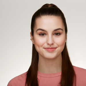 Essence EXTREME SHINE Volume LIPGLOSS 01 - image 5