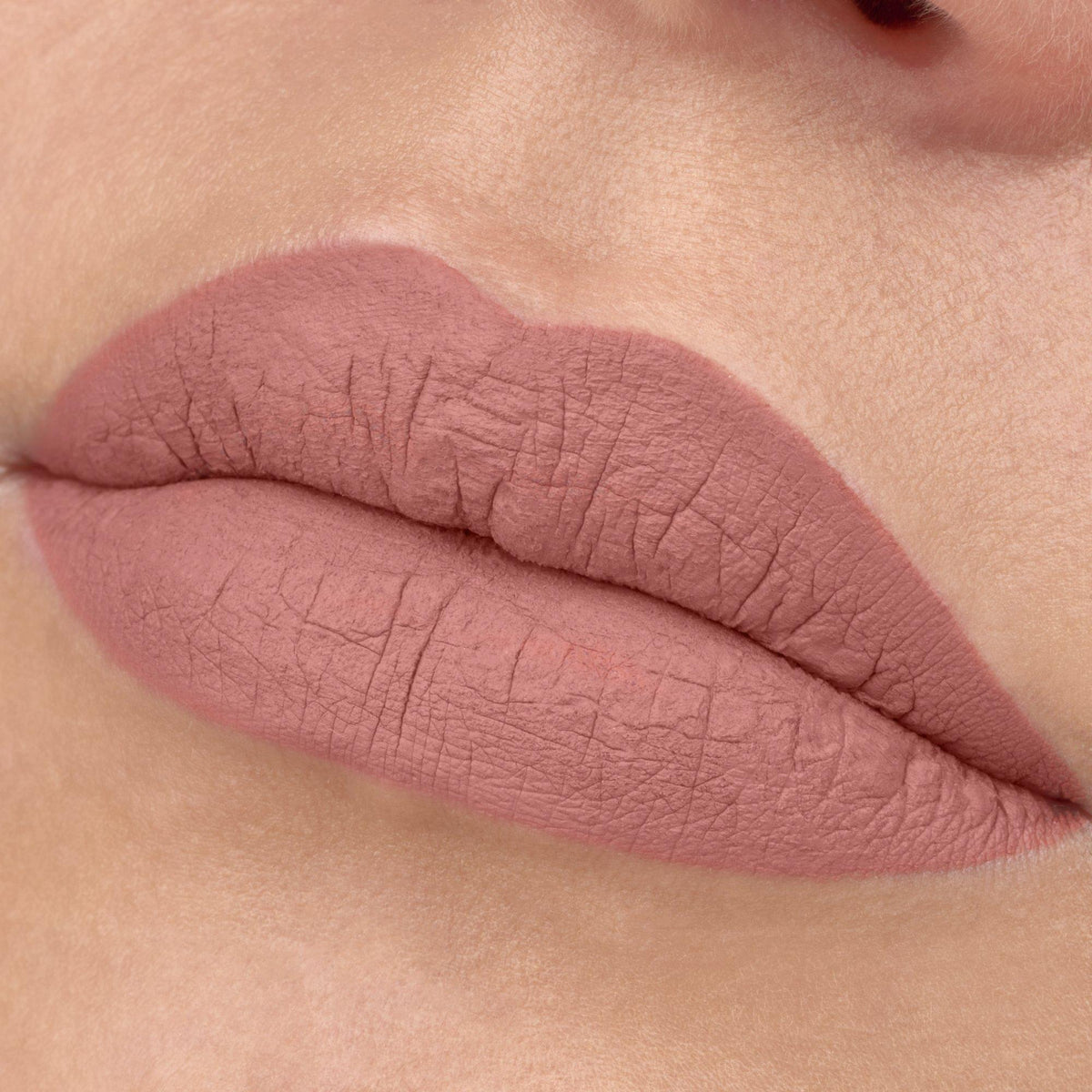 Essence 8h matte liquid lipstick 04 2.5 ml Rosy Nude - image 4